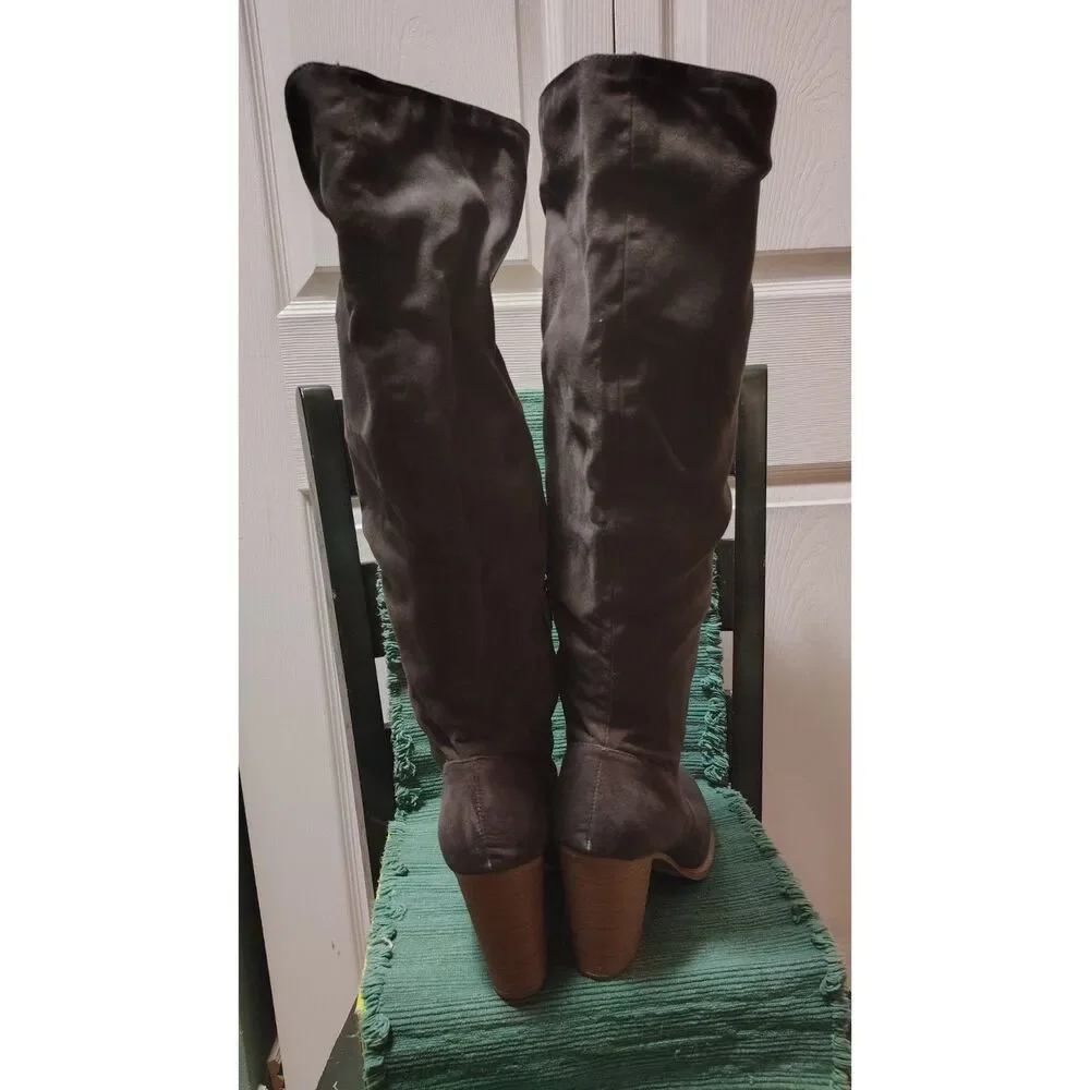 DV‎ By Dolce Vita Size 10 Grey Suede Knee High Heeled Boots